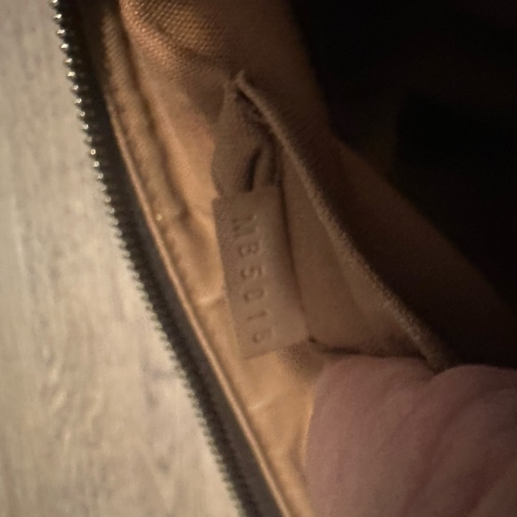 Beautiful LV Tulum GM Shoulder bag. - Picture 2 of 5